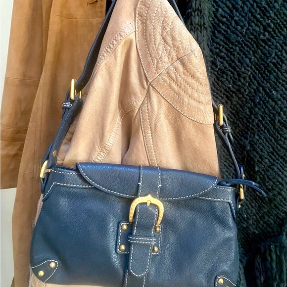 Vintage Dooney & Bourke Navy Leather Buckle Clutch Wristlet - Picture 15 of 16